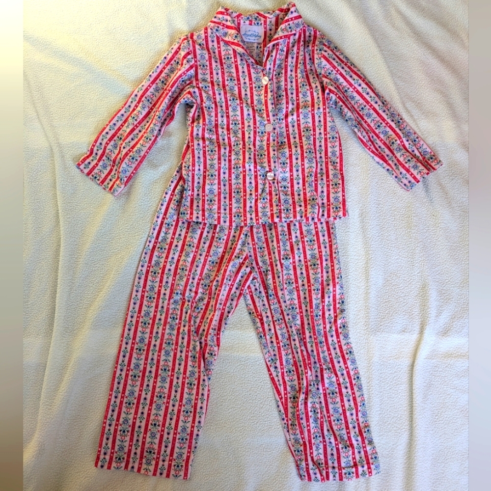 Lanz of Salzburg Girls Pajama Set